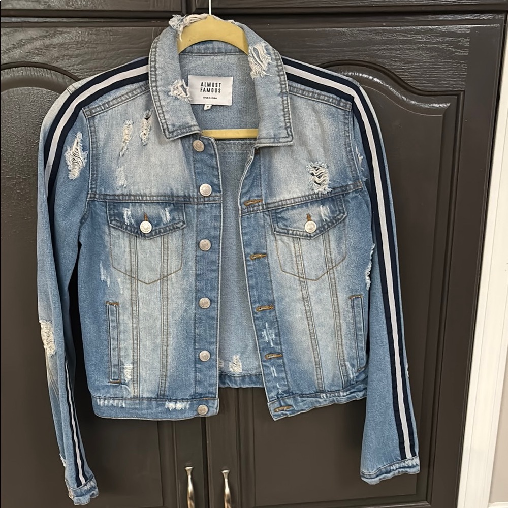 Almost Famous Distressed Denim Jacket with Racing Stripe Sleeves Size Small